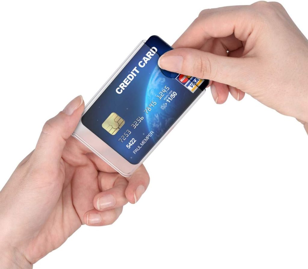 kwmobile 10x beschermhoesje voor pasjes - Voor creditcard, bankpas, OV-chipkaart of ID-kaart - Set van 10 stuks - Transparant